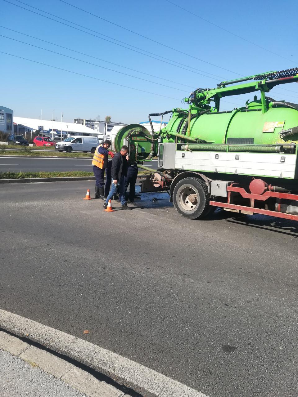 Služba za održavanje kanalizacione mreže i objekata: RADOVI NA KANALIZACIONOJ MREŽI