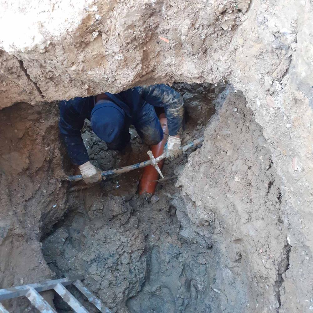 Služba za održavanje kanalizacione mreže i objekata: ZAVRŠENI RADOVI NA MONTAŽI I IZRADI SEPARATNIH PRIKLJUČAKA
