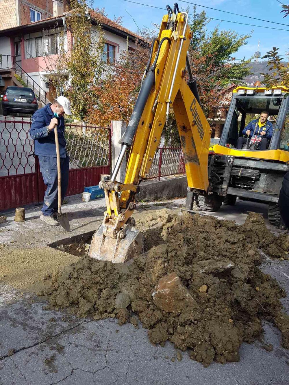 Služba za održavanje vodovodne mreže i objekata:  RADOVI NA VODOVODNOJ MREŽI