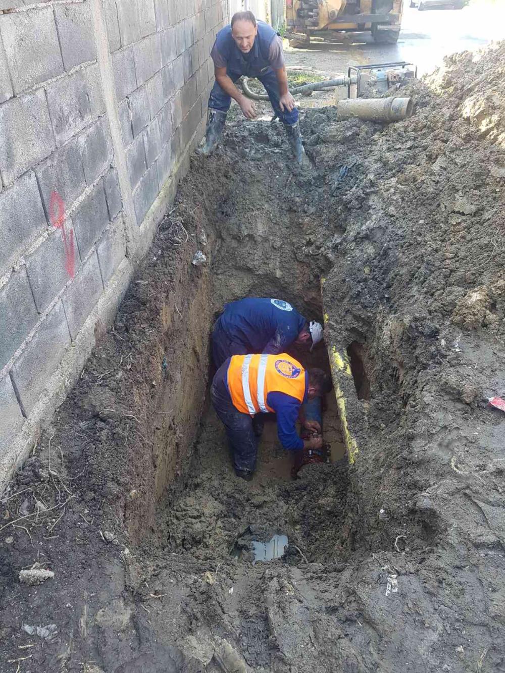 Služba za održavanje vodovodne mreže i objekata:  RADOVI NA VODOVODNOJ MREŽI