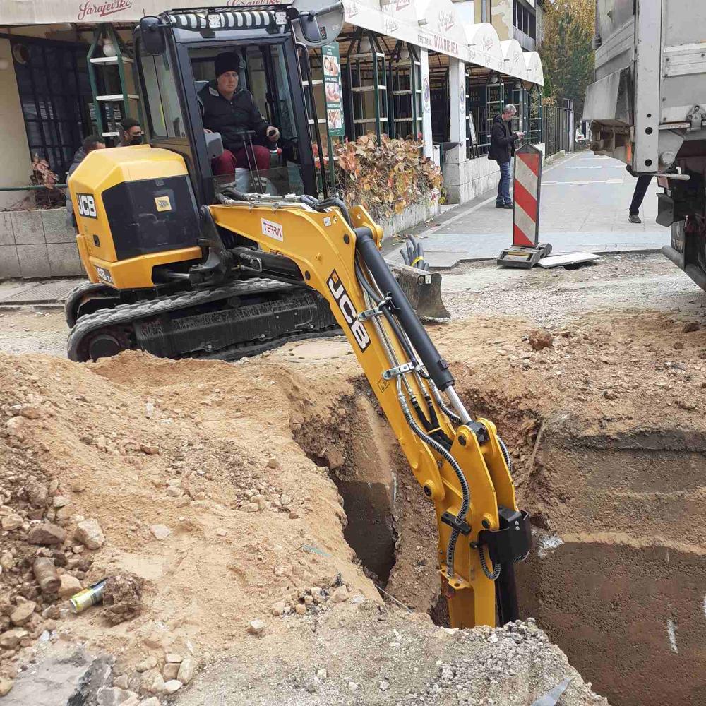 Služba za održavanje kanalizacione mreže i objekata: RADOVI NA KANALIZACIONOJ MREŽI