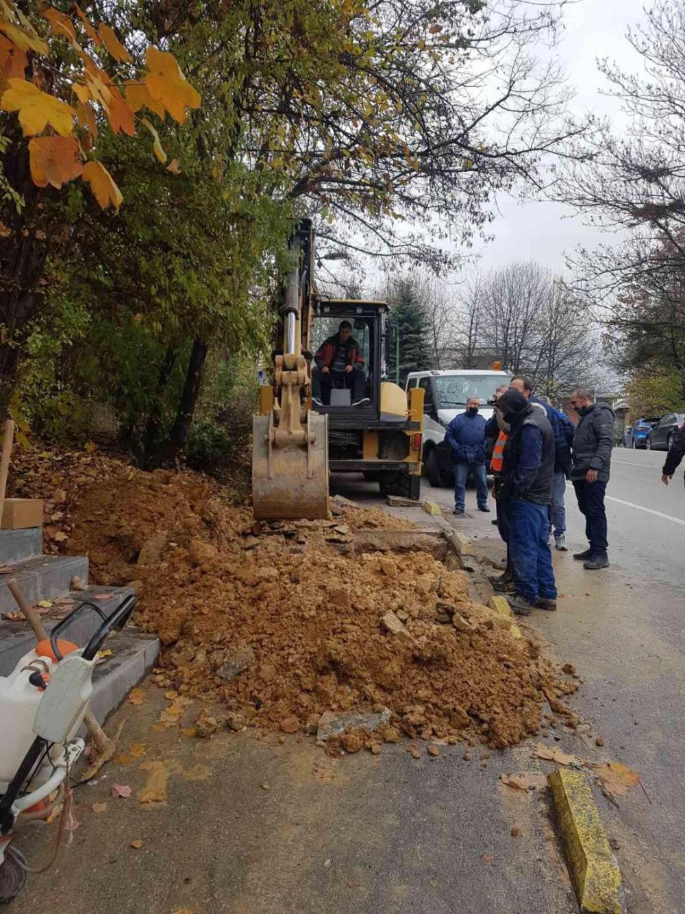 Služba za održavanje vodovodne mreže i objekata:  RADOVI NA VODOVODNOJ MREŽI