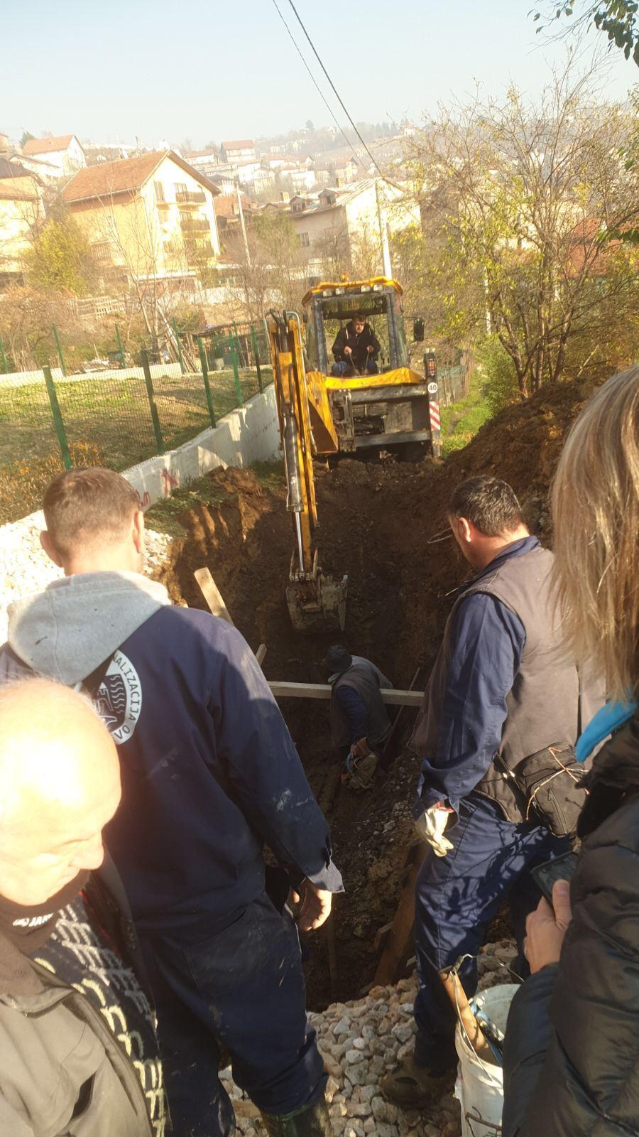 Služba za održavanje vodovodne mreže i objekata:  RADOVI NA VODOVODNOJ MREŽI