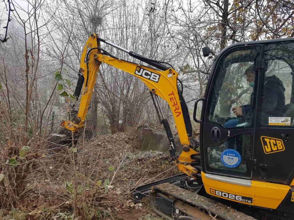 Služba za održavanje vodovodne mreže i objekata:  RADOVI NA VODOVODNOJ MREŽI