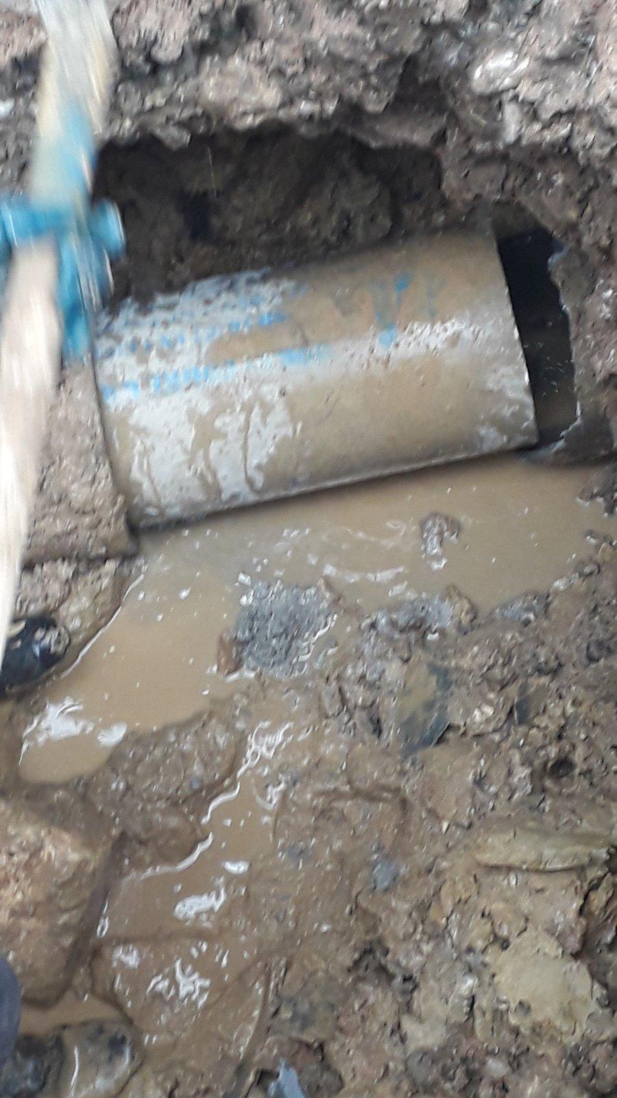 Služba za održavanje kanalizacione mreže i objekata: RADOVI NA KANALIZACIONOJ MREŽI