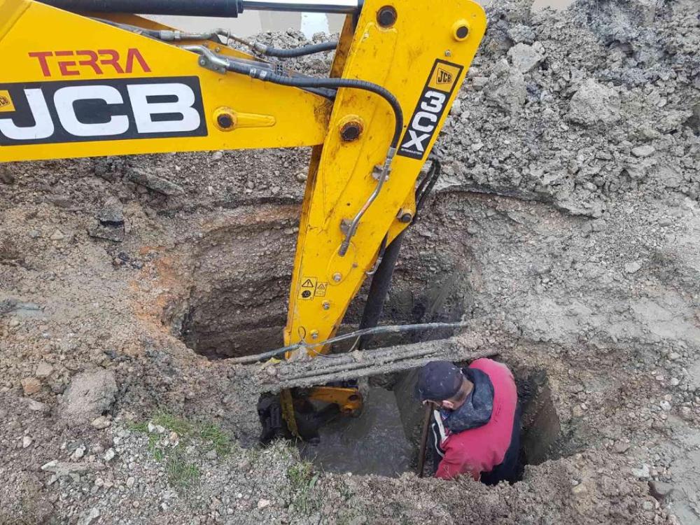 Služba za održavanje vodovodne mreže i objekata:  RADOVI NA VODOVODNOJ MREŽI