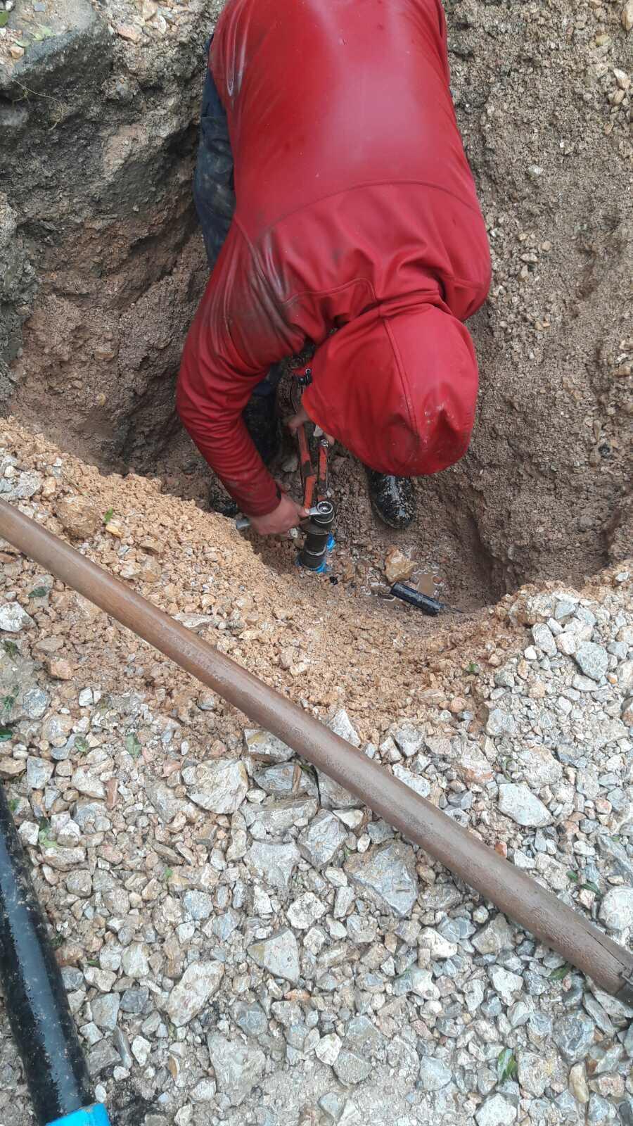 Služba za održavanje vodovodne mreže i objekata:  RADOVI NA VODOVODNOJ MREŽI