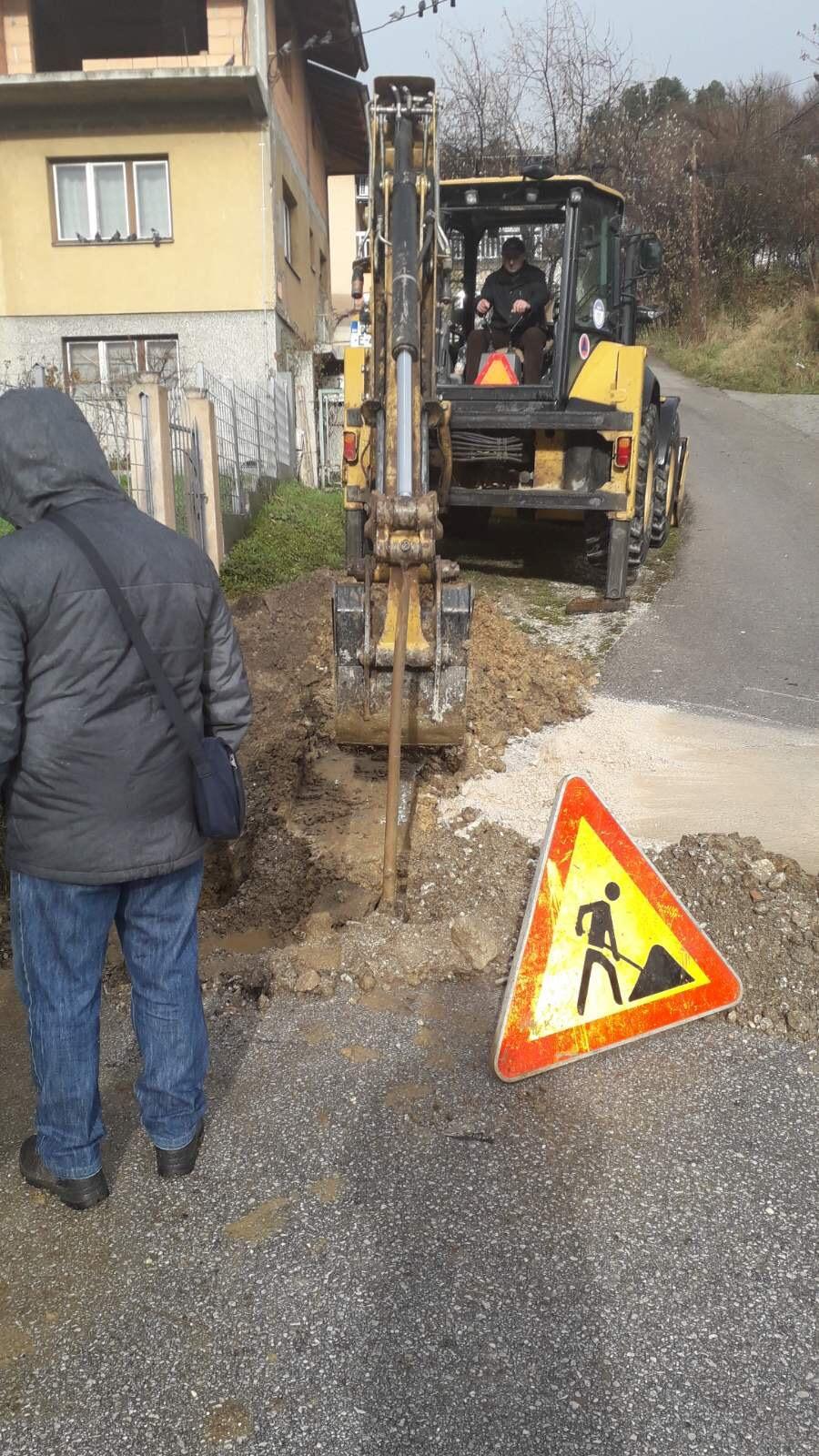Služba za održavanje vodovodne mreže i objekata:  RADOVI NA VODOVODNOJ MREŽI