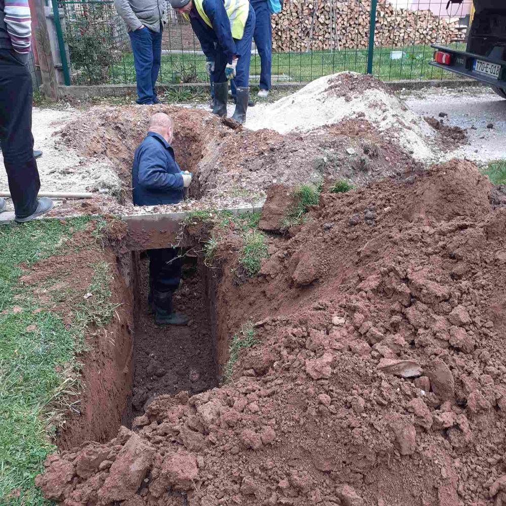 Služba za održavanje kanalizacione mreže i objekata: RADOVI NA KANALIZACIONOJ MREŽI