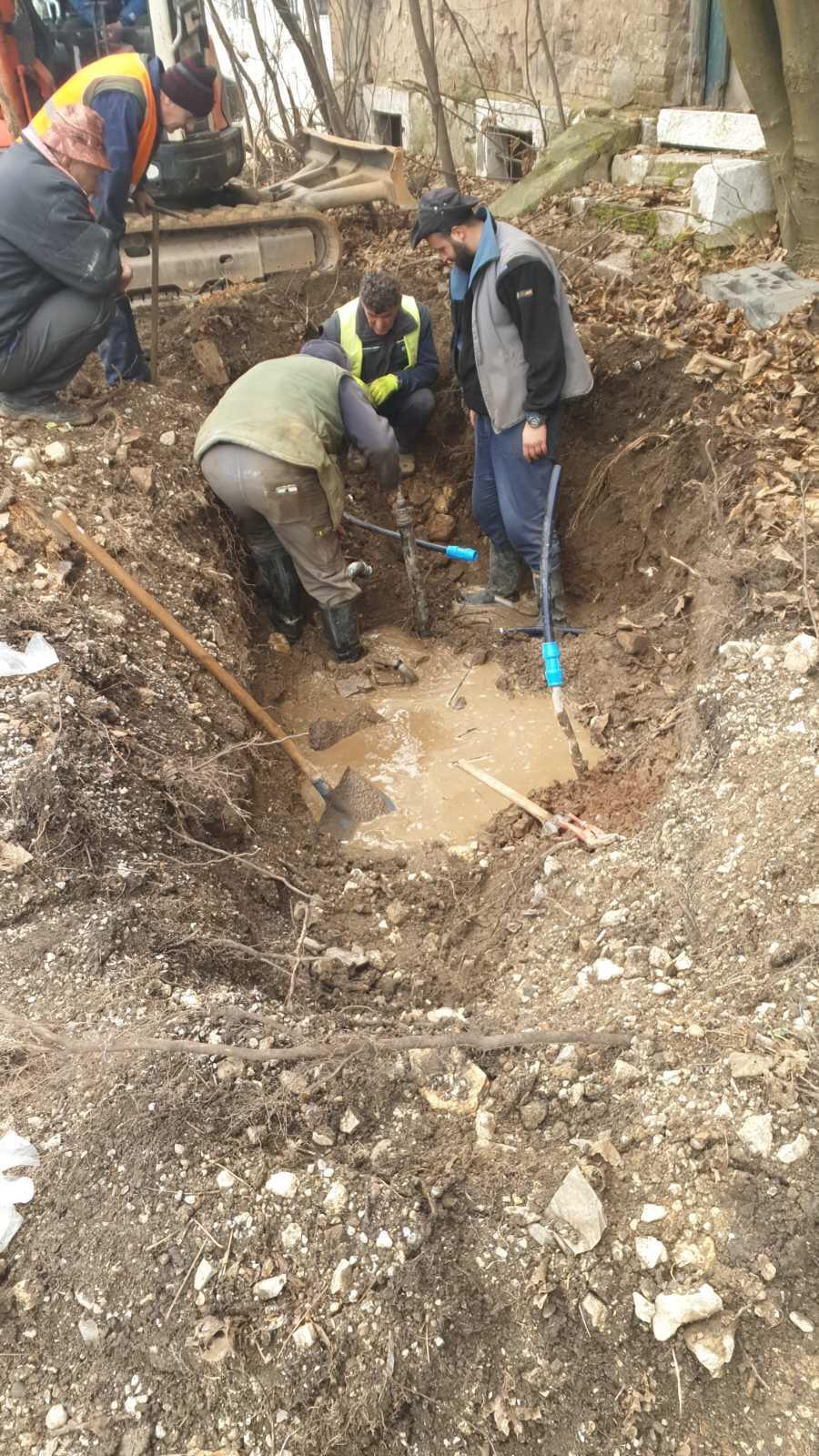 Služba za održavanje vodovodne mreže i objekata:  RADOVI NA VODOVODNOJ MREŽI