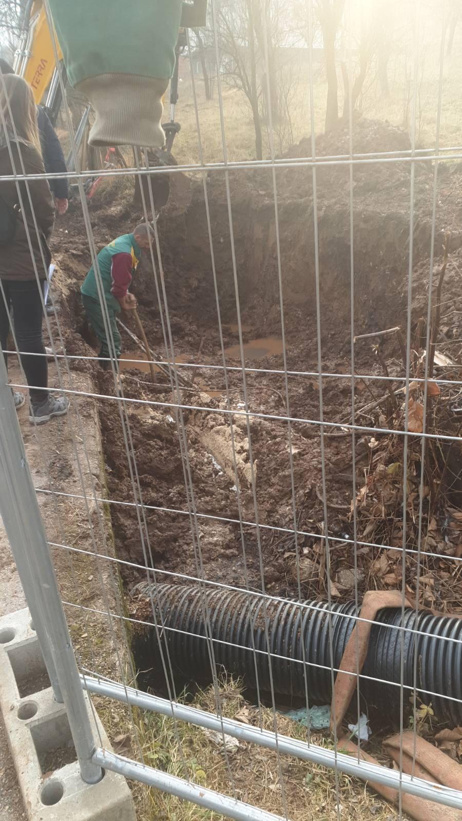 Služba za održavanje vodovodne mreže i objekata:  RADOVI NA VODOVODNOJ MREŽI