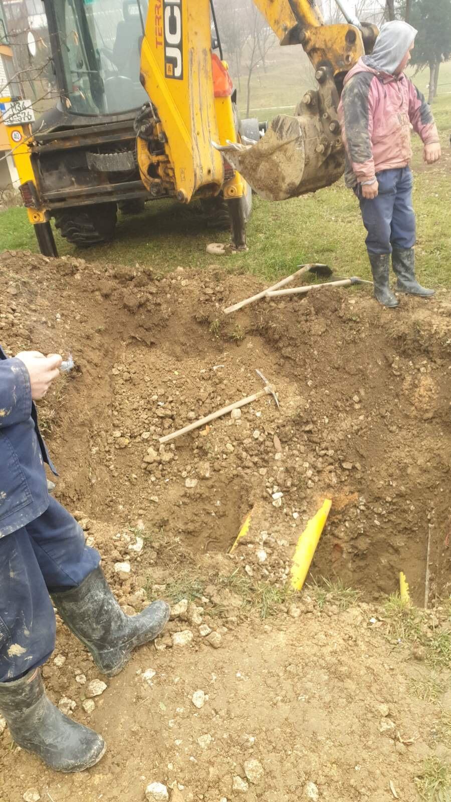Služba za održavanje vodovodne mreže i objekata:  RADOVI NA VODOVODNOJ MREŽI
