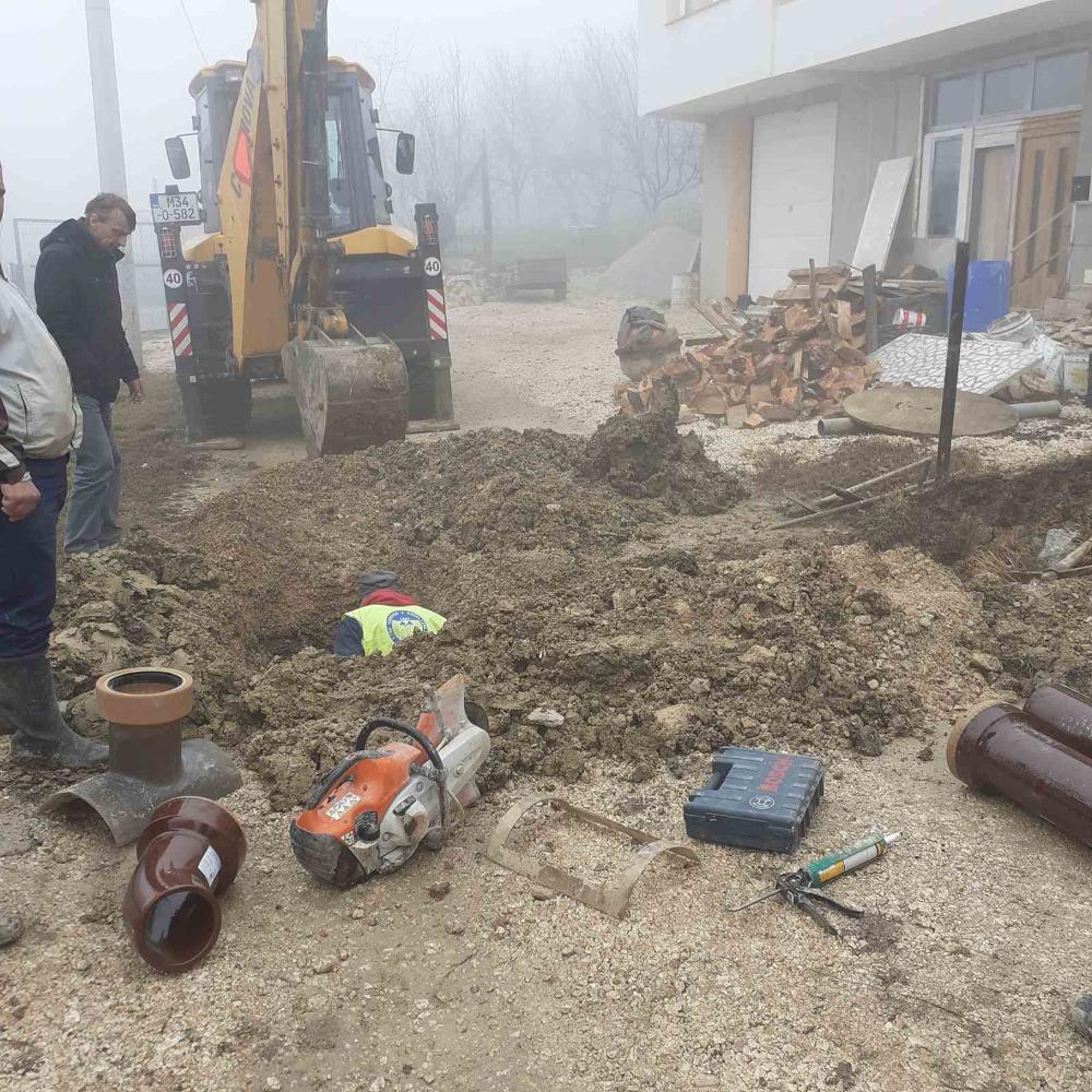 Služba za održavanje kanalizacione mreže i objekata: RADOVI NA KANALIZACIONOJ MREŽI