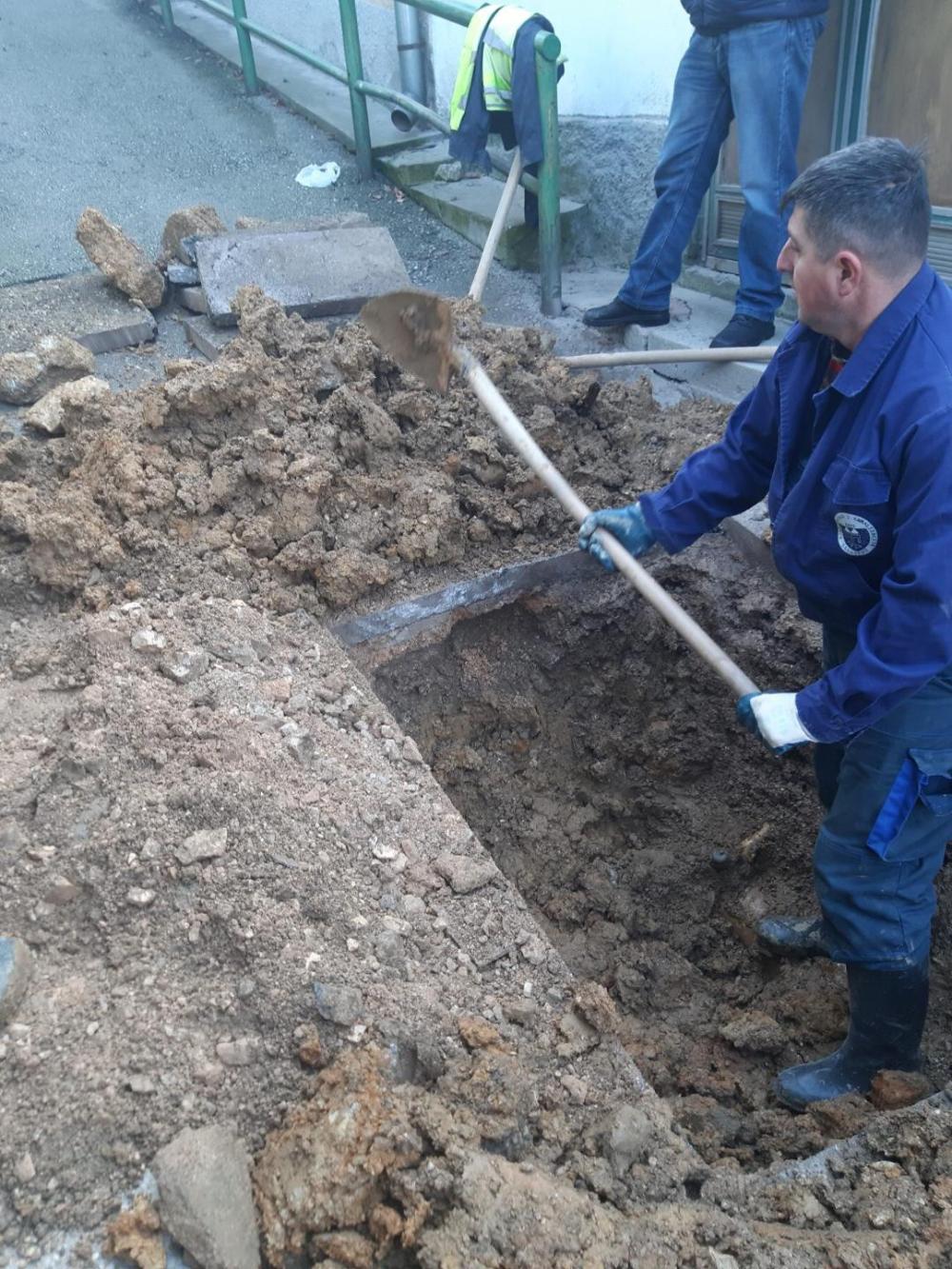  Služba za održavanje vodovodne mreže i objekata:  RADOVI NA VODOVODNOJ MREŽI