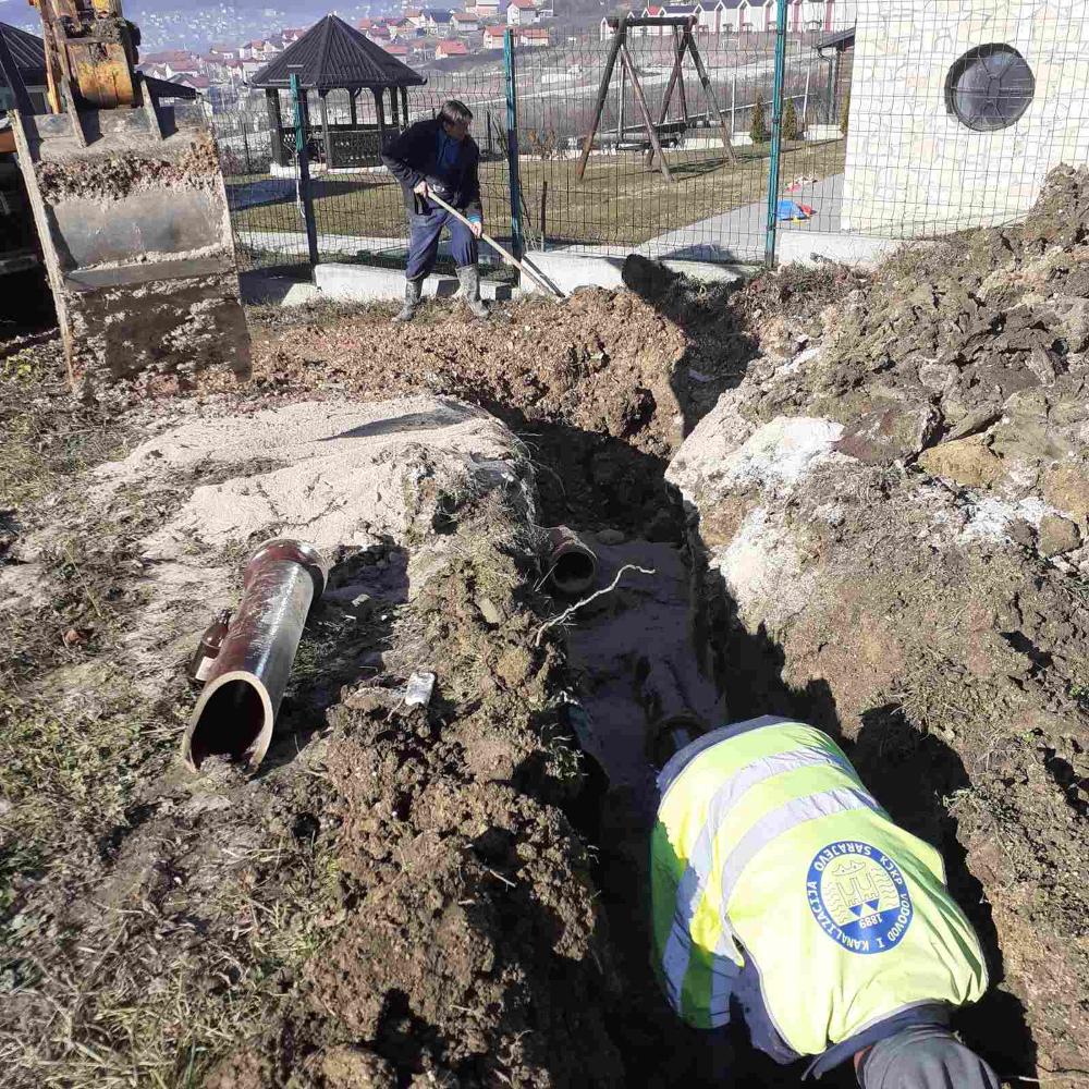 Služba za održavanje kanalizacione mreže i objekata: RADOVI NA KANALIZACIONOJ MREŽI