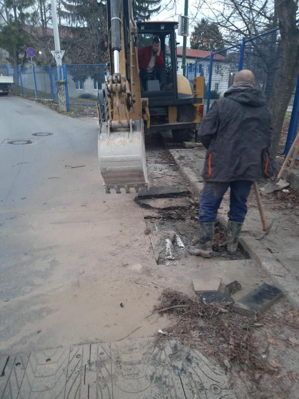 Služba za održavanje vodovodne mreže i objekata:  RADOVI NA VODOVODNOJ MREŽI