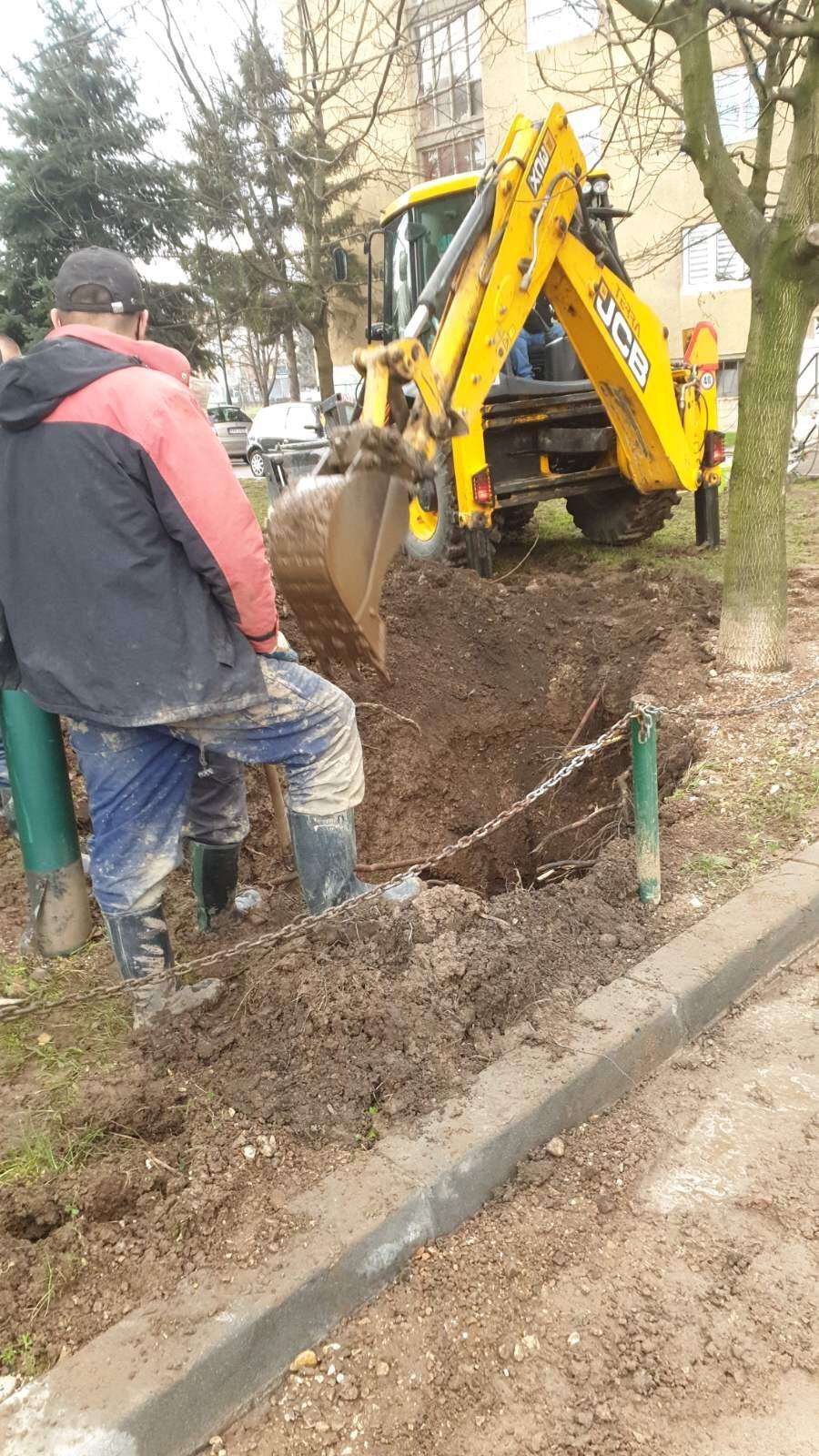 Služba za održavanje vodovodne mreže i objekata:  RADOVI NA VODOVODNOJ MREŽI