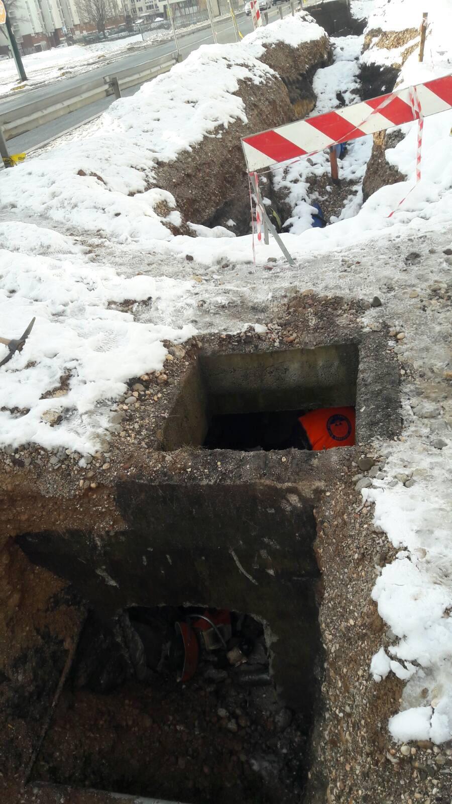Služba za održavanje vodovodne mreže i objekata:  RADOVI NA VODOVODNOJ MREŽI