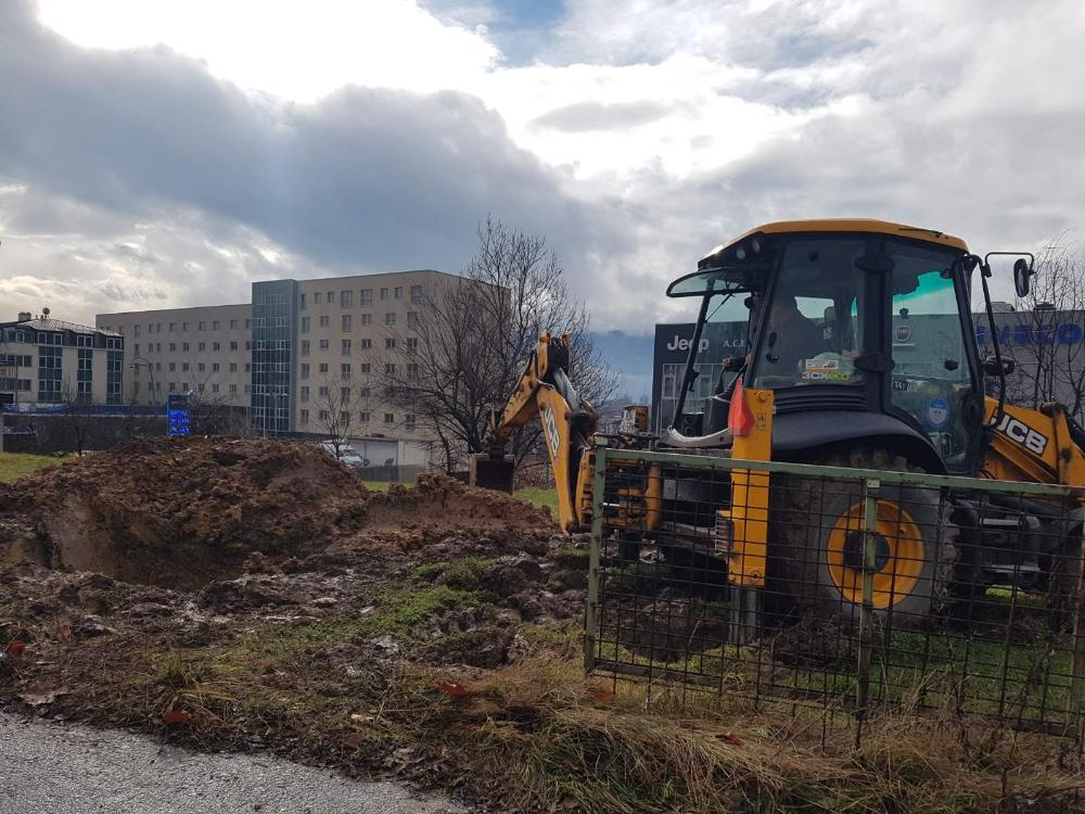 Služba za održavanje vodovodne mreže i objekata:  RADOVI NA VODOVODNOJ MREŽI