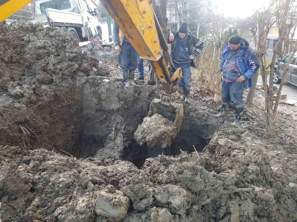 Dežurna ekipa Službe za održavanje vodovodne mreže i objekata: RADOVI TOKOM NOVOGODIŠNJIH PRAZNIKA