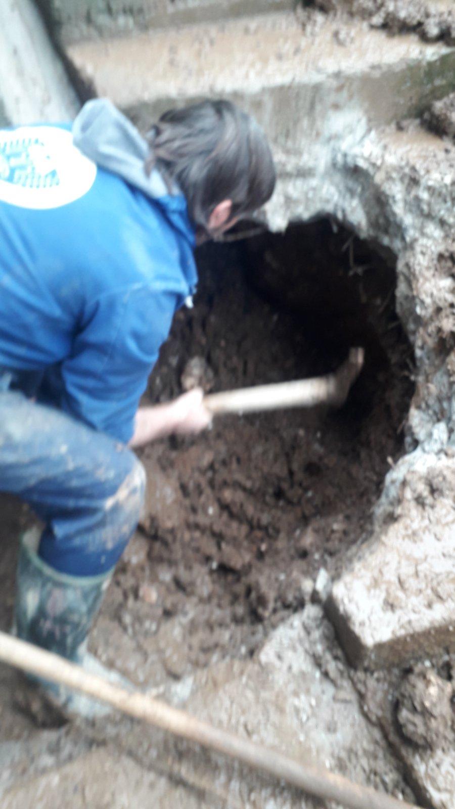 Služba za održavanje kanalizacione mreže i objekata: RADOVI NA KANALIZACIONOJ MREŽI