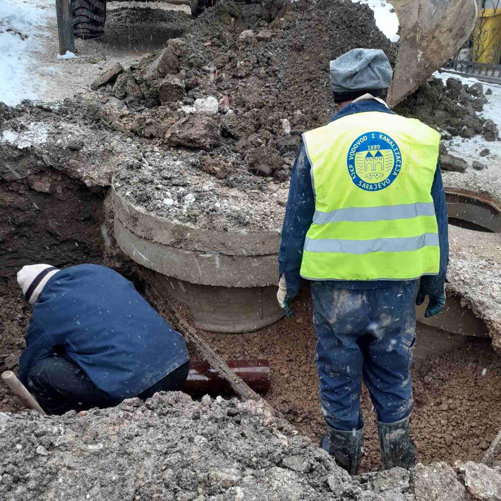 Služba za održavanje kanalizacione mreže i objekata: RADOVI NA KANALIZACIONOJ MREŽI