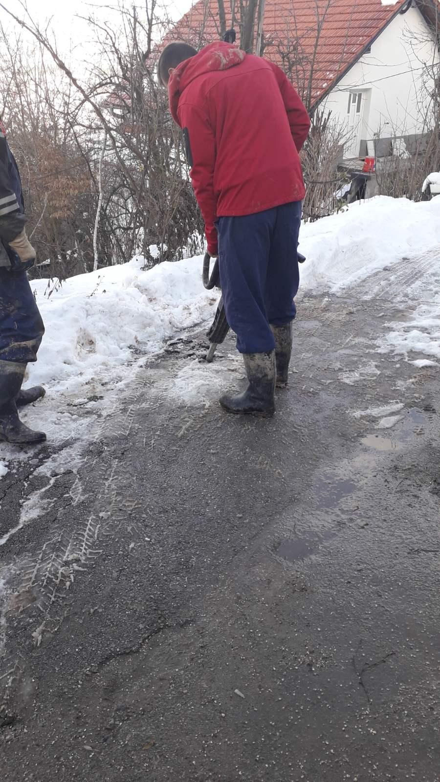 Služba za održavanje vodovodne mreže i objekata: POPRAVKE KVAROVA NA VODOVODNOJ MREŽI