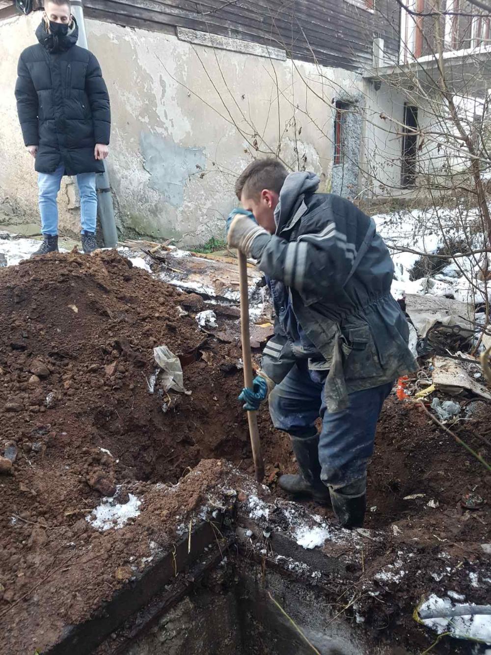 Služba za održavanje vodovodne mreže i objekata: POPRAVKE KVAROVA NA VODOVODNOJ MREŽI