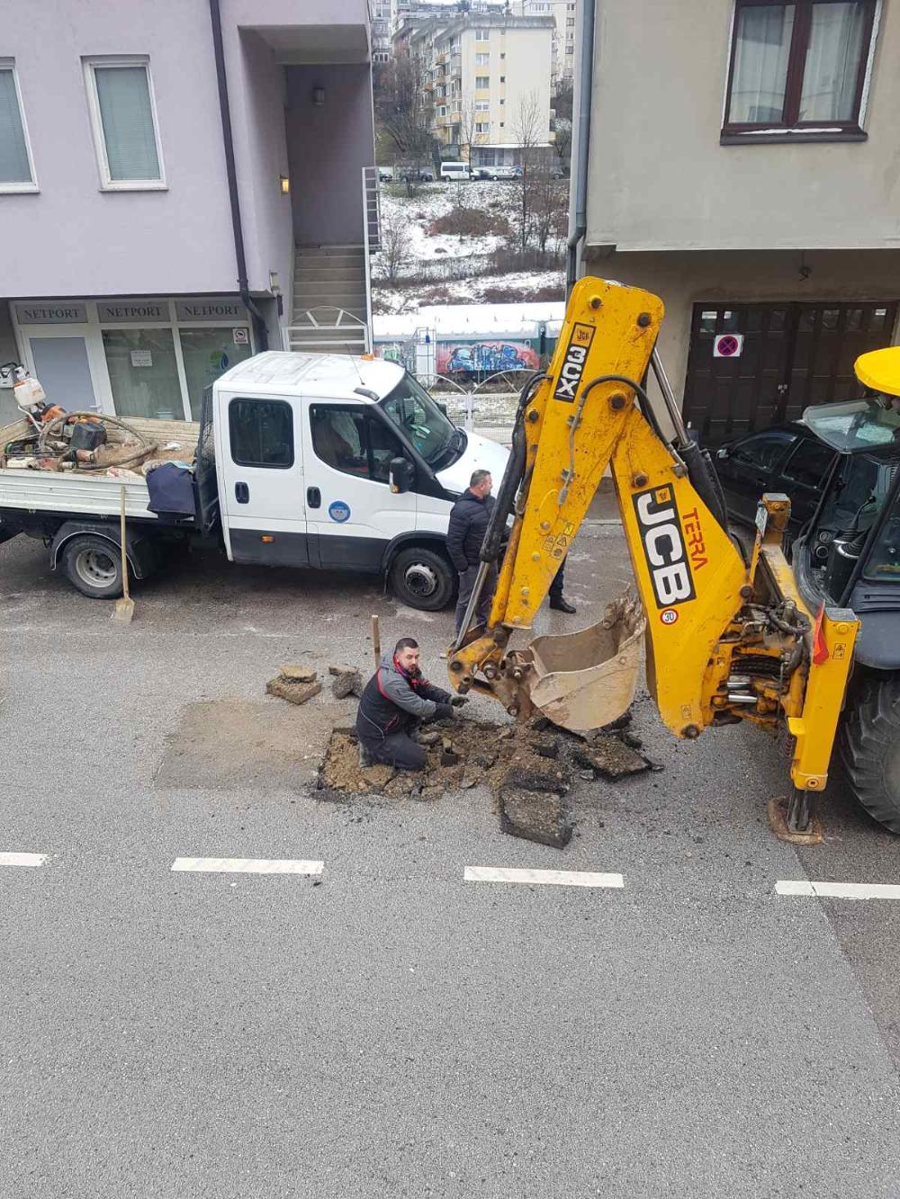 Služba za održavanje vodovodne mreže i objekata: POPRAVKE KVAROVA NA VODOVODNOJ MREŽI