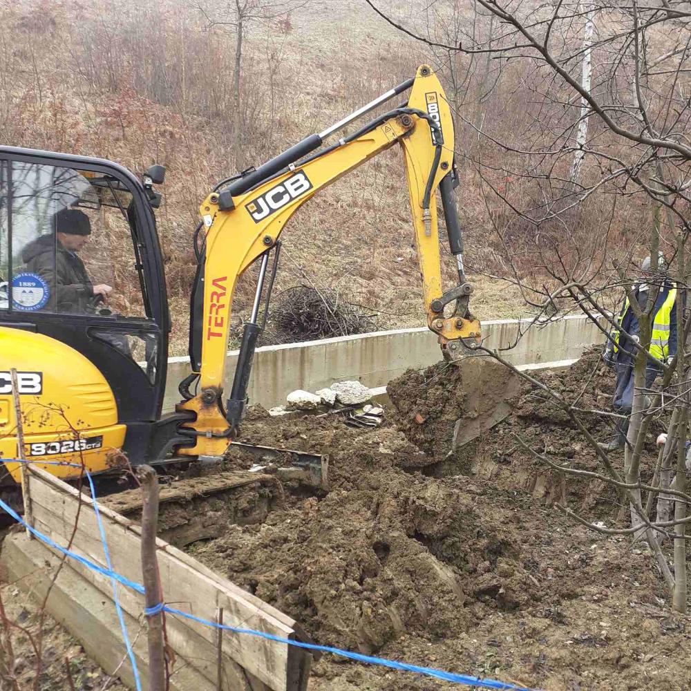 Služba za održavanje kanalizacione mreže i objekata: RADOVI NA KANALIZACIONOJ MREŽI