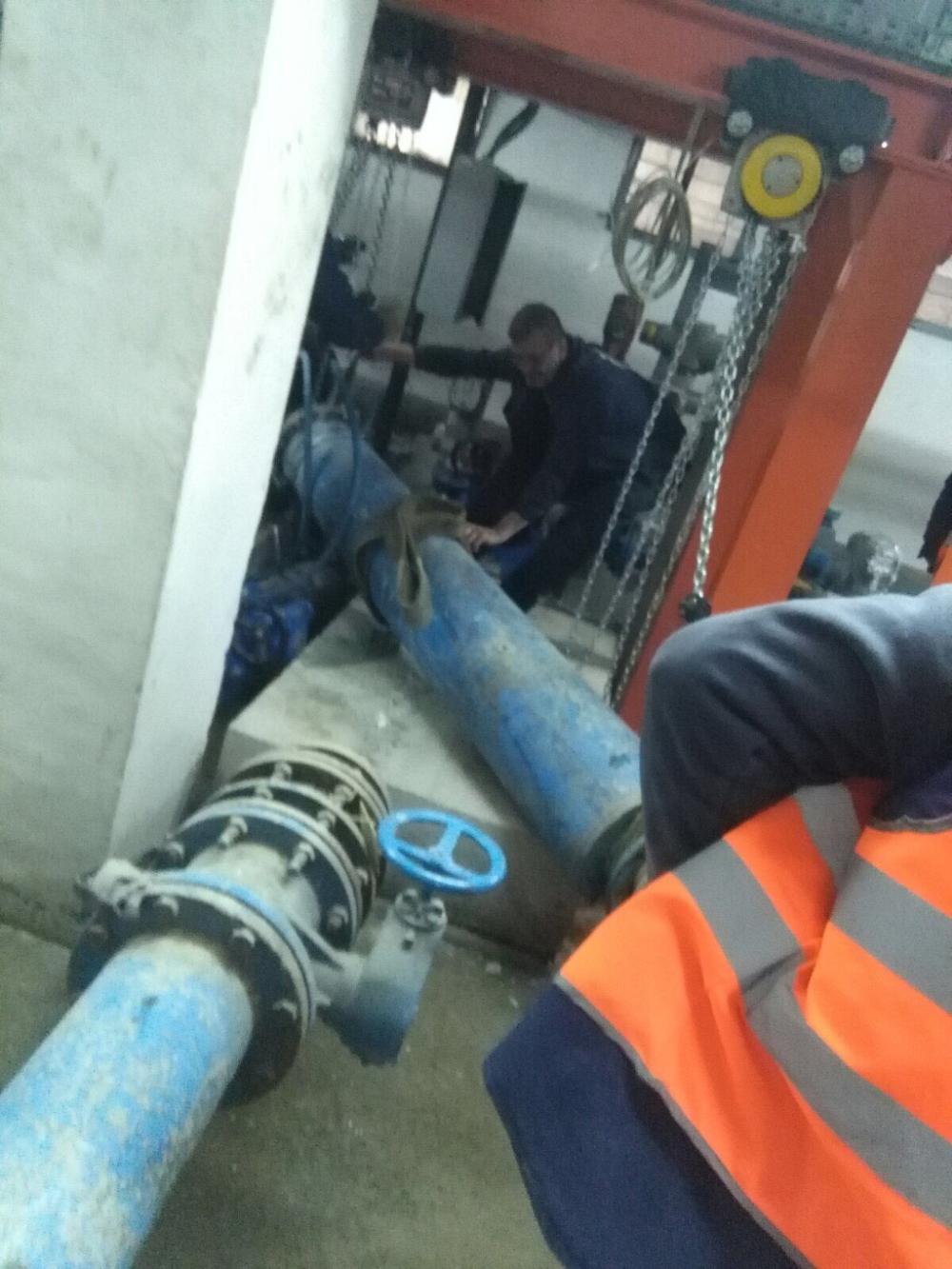 U PS “Centar” za pravce pumpanja Crni vrh i Bjelave:  VRŠENE DEMONTAŽE PUMPI 