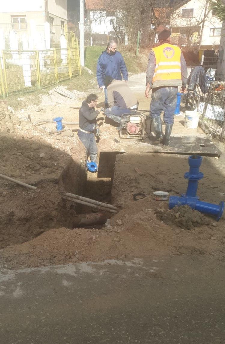 Služba za održavanje vodovodne mreže i objekata:  RADOVI NA VODOVODNOJ MREŽI