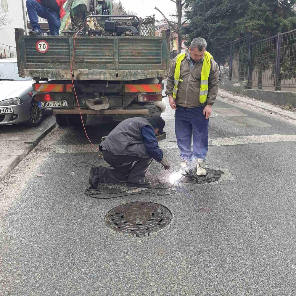 RADOVI NA KANALIZACIONOJ MREŽI