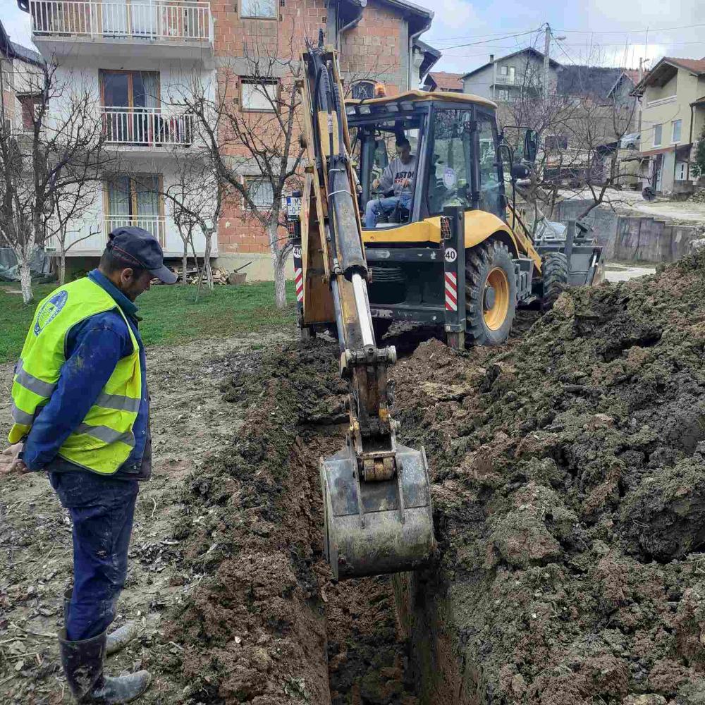 Služba za održavanje kanalizacione mreže i objekata:  RADOVI NA KANALIZACIONOJ MREŽI