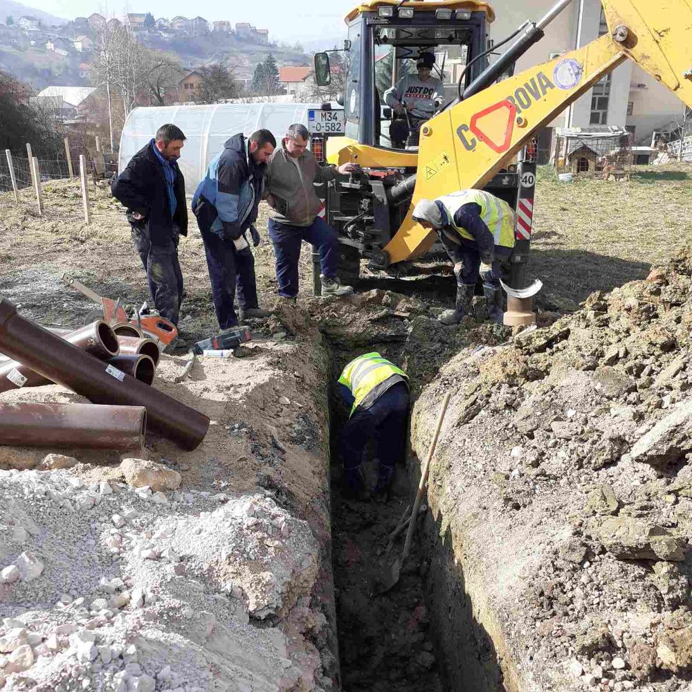 Služba za održavanje kanalizacione mreže i objekata: IZRADA SEPARATNIH PRIKLJUČAKA
