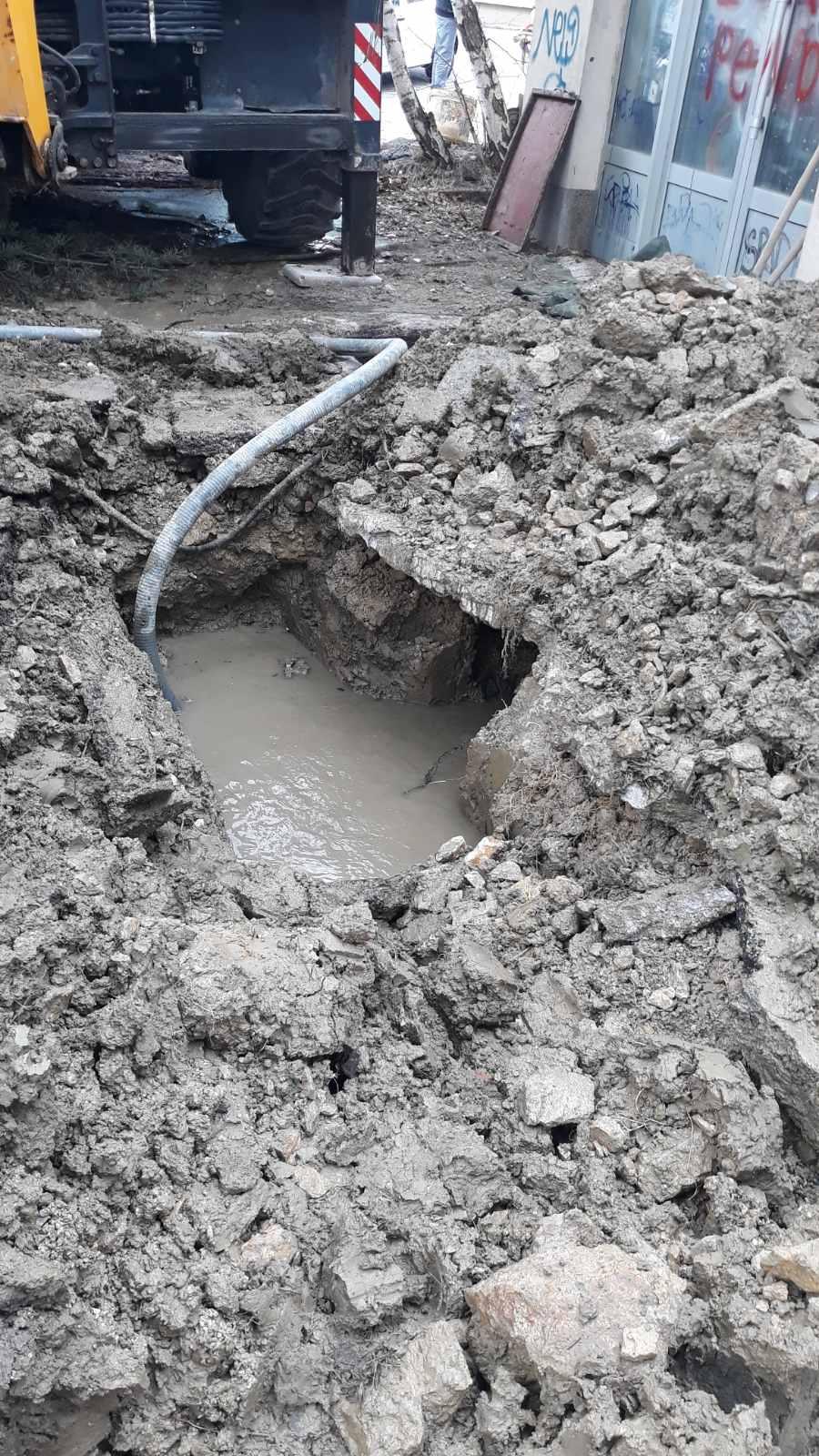 Služba za održavanje vodovodne mreže i objekata: POPRAVKE KVAROVA NA VODOVODNOJ MREŽI