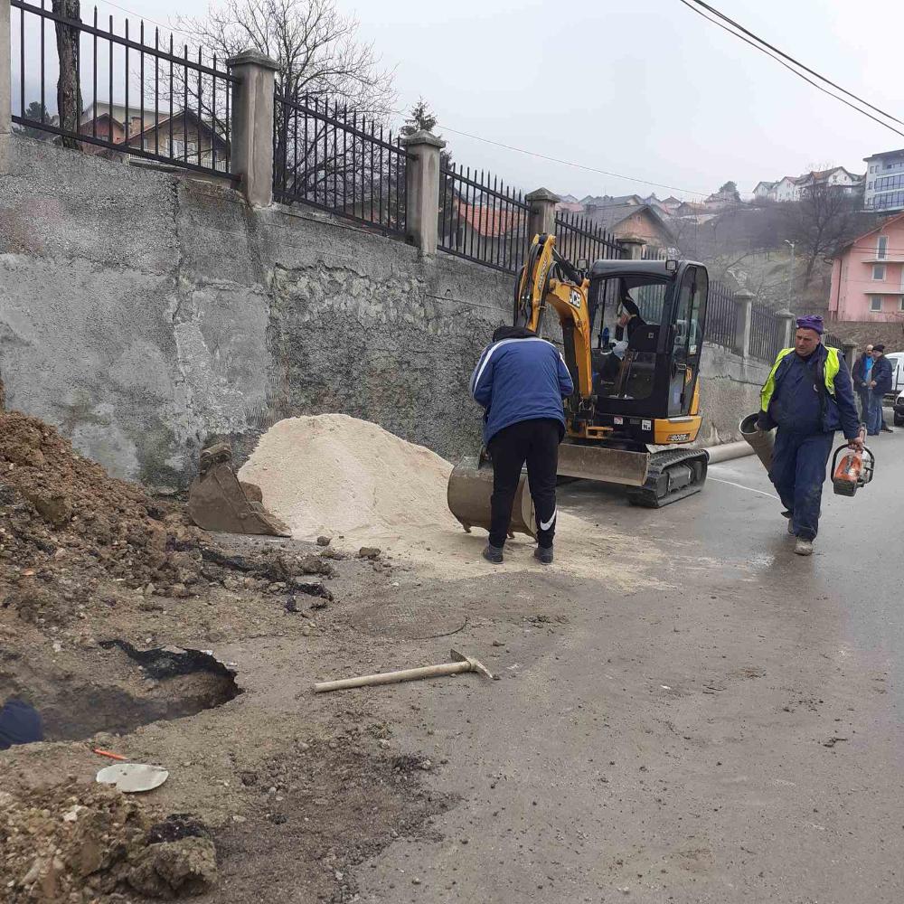 Služba za održavanje kanalizacione mreže i objekata: RADOVI NA KANALIZACIONOJ MREŽI