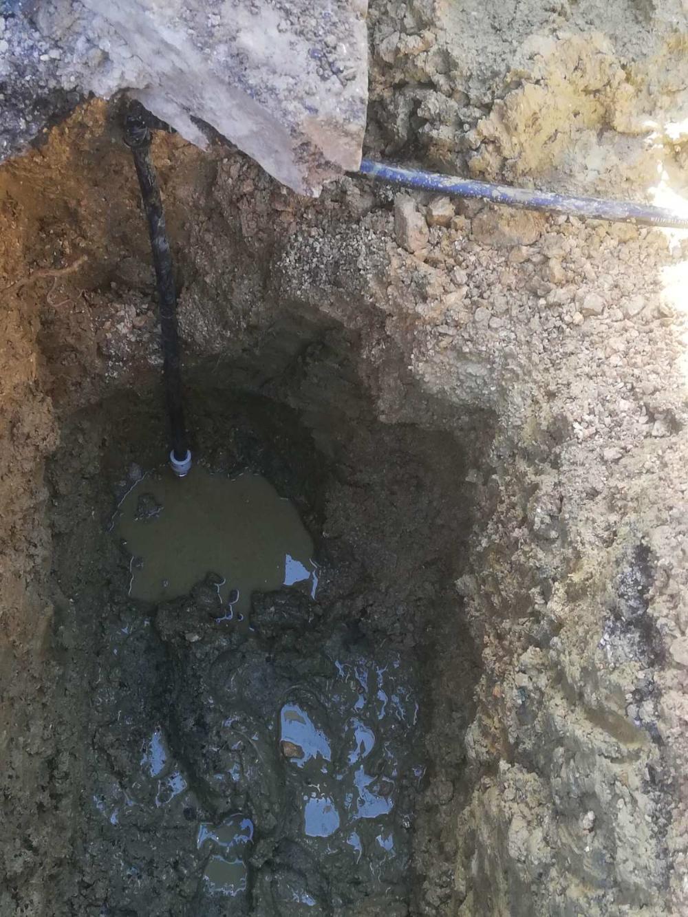 Služba za održavanje vodovodne mreže i objekata:  RADOVI NA VODOVODNOJ MREŽI