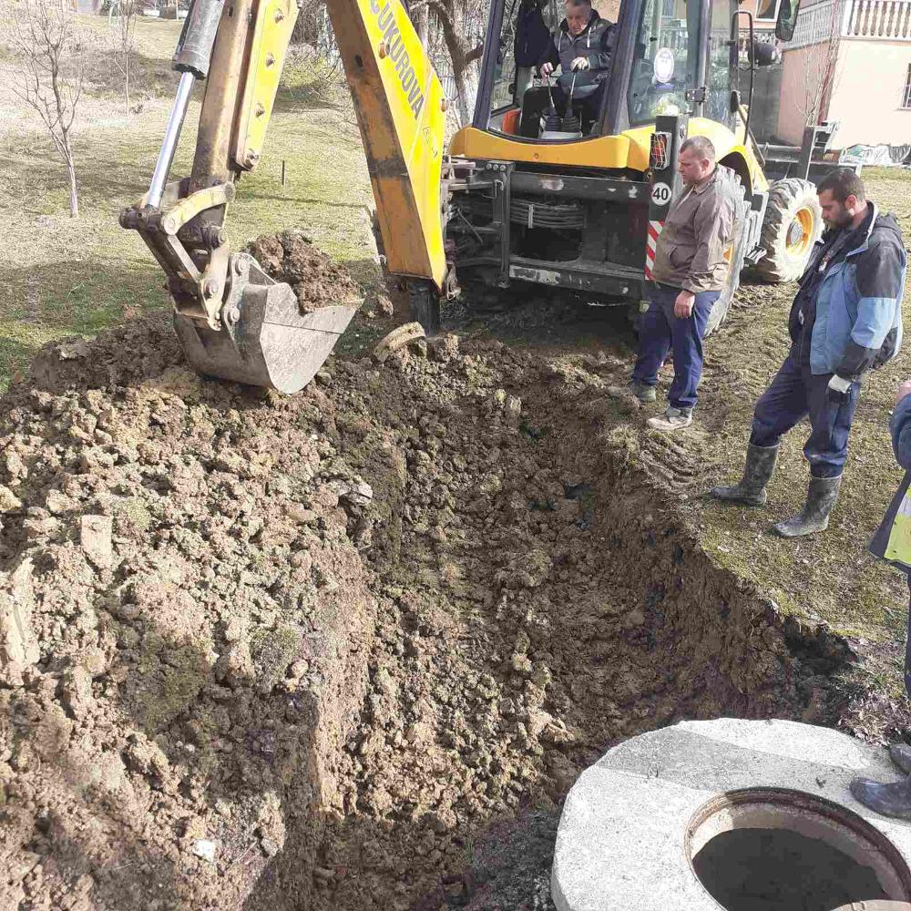 Služba za održavanje kanalizacione mreže i objekata: RADOVI NA KANALIZACIONOJ MREŽI