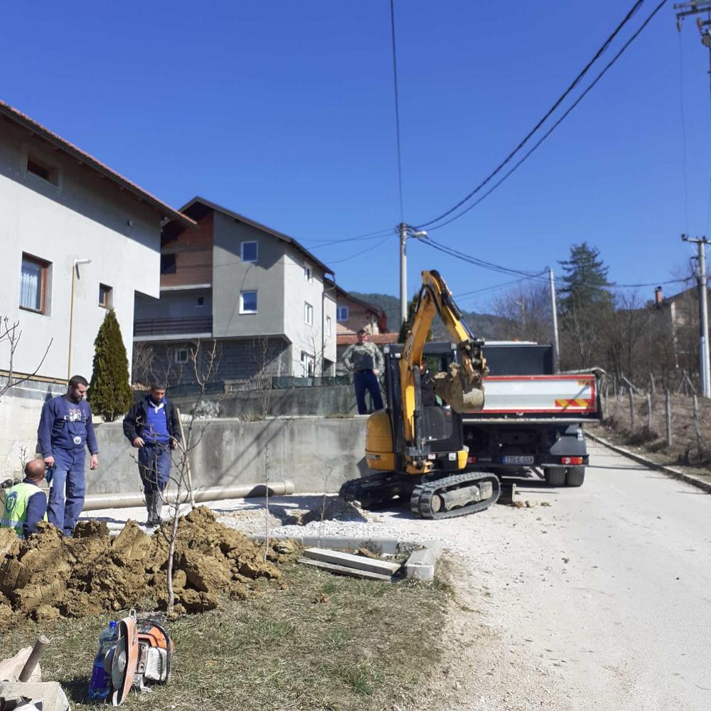 Služba za održavanje kanalizacione mreže i objekata: IZRADA SEPARATNIH PRIKLJUČAKA