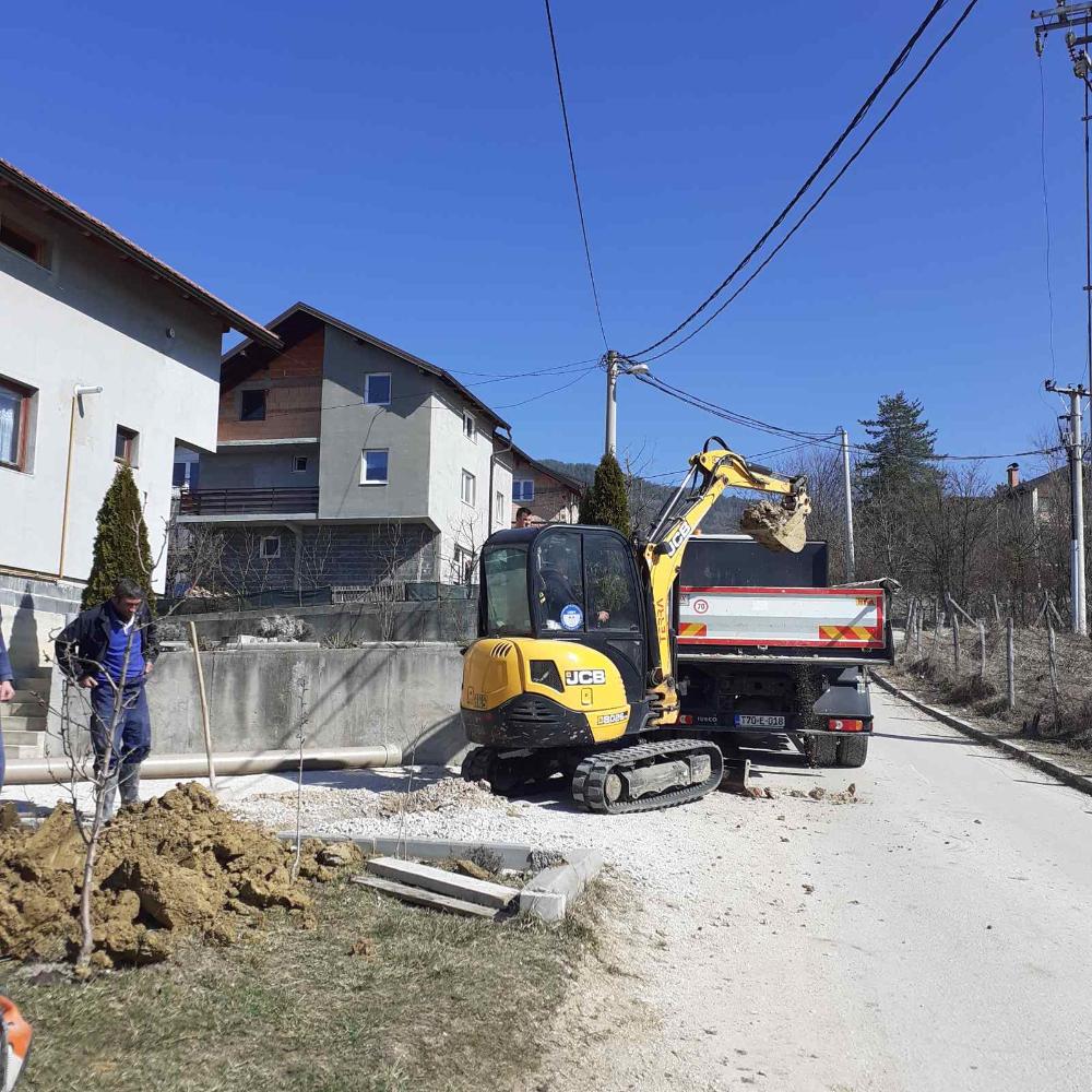 Služba za održavanje kanalizacione mreže i objekata: IZRADA SEPARATNIH PRIKLJUČAKA