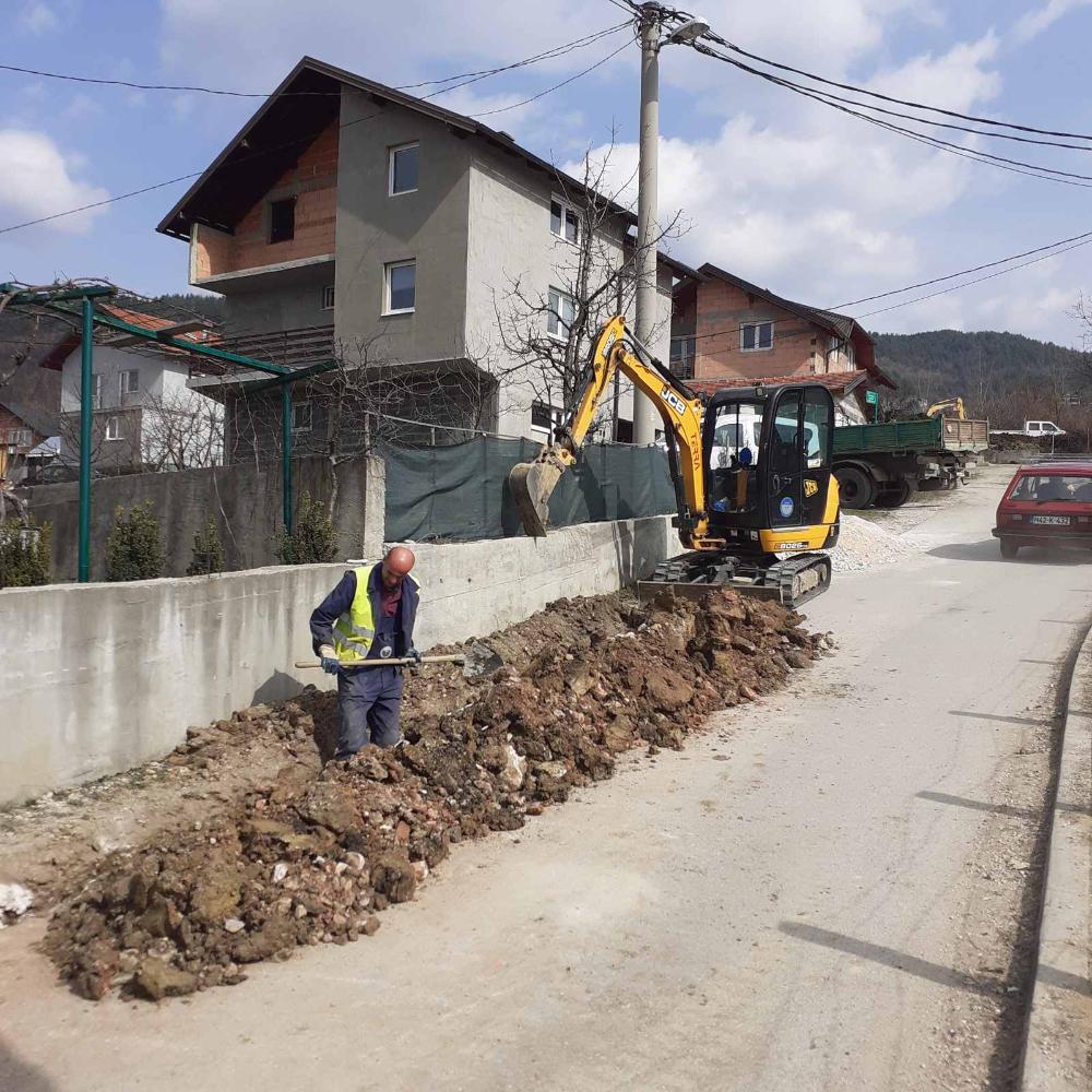 Služba za održavanje kanalizacione mreže i objekata: RADOVI NA KANALIZACIONOJ MREŽI