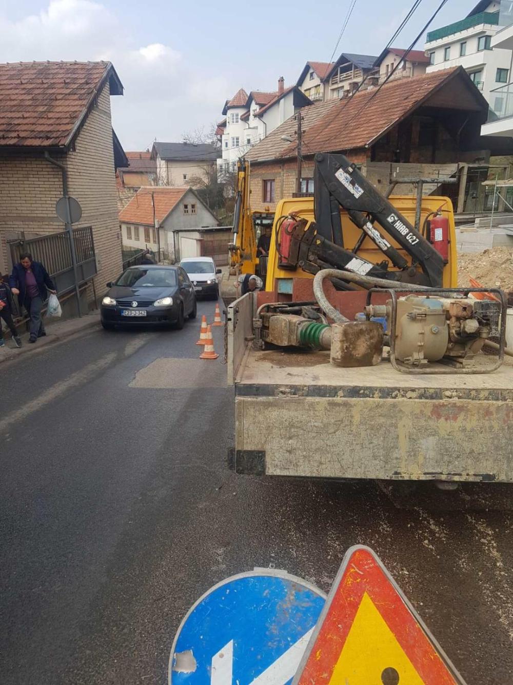 Služba za održavanje vodovodne mreže i objekata:  RADOVI NA VODOVODNOJ MREŽI