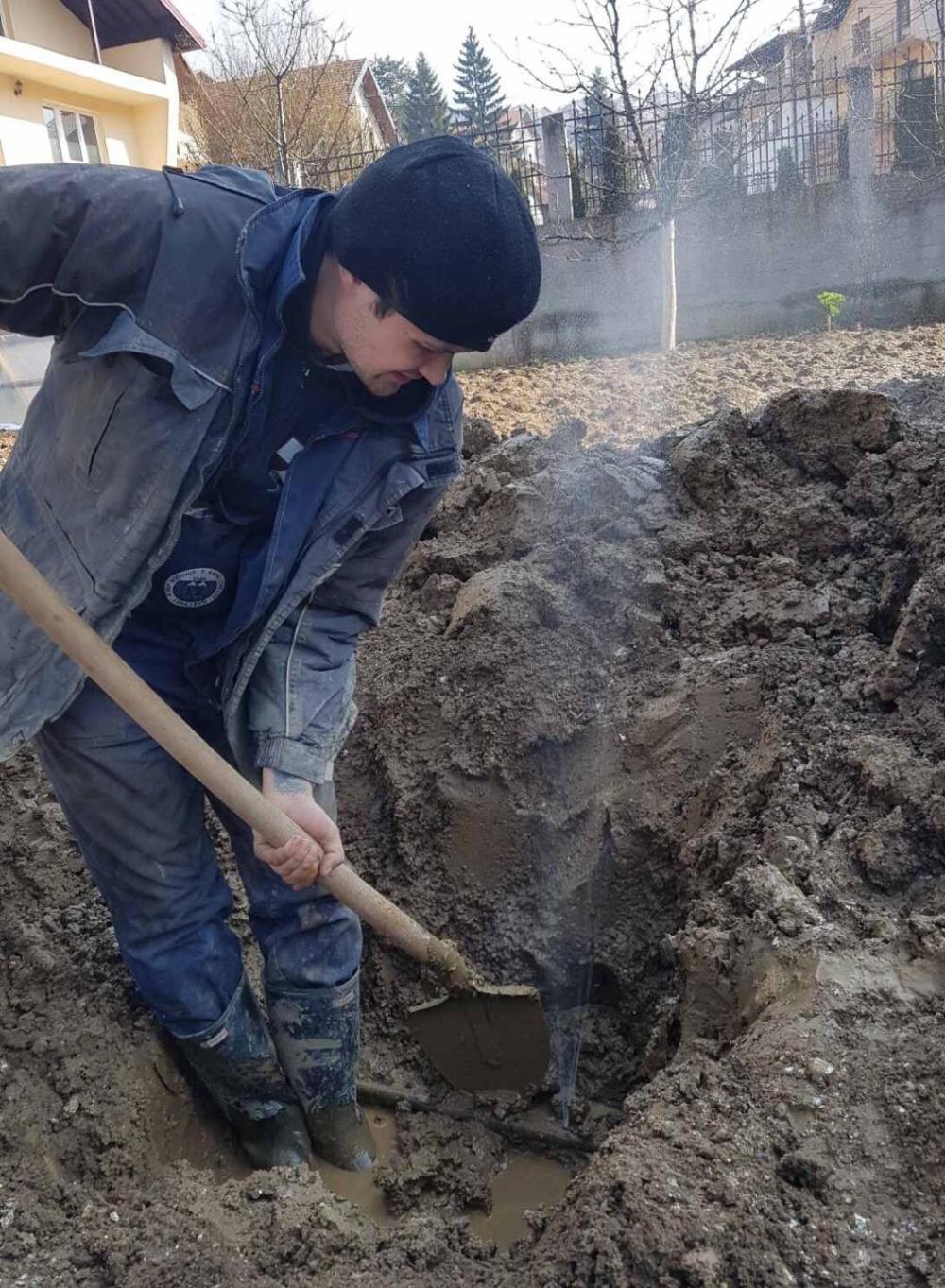 Služba za održavanje vodovodne mreže i objekata:  RADOVI NA VODOVODNOJ MREŽI