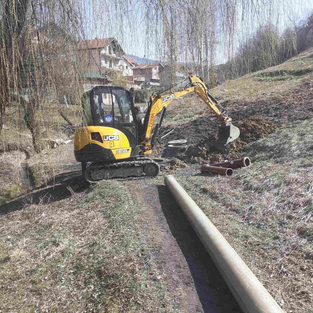 Služba za održavanje kanalizacione mreže i objekata: RADOVI NA KANALIZACIONOJ MREŽI