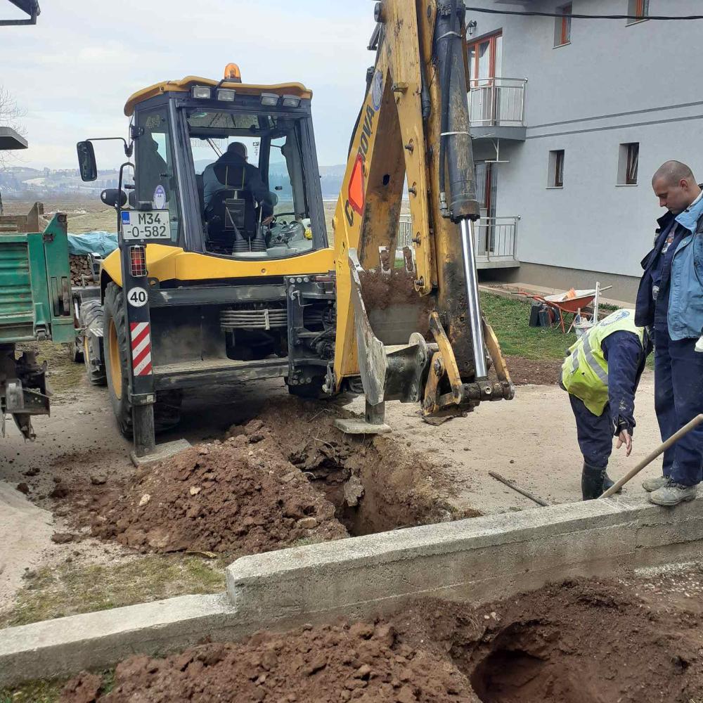 Služba za održavanje kanalizacione mreže i objekata: RADOVI NA KANALIZACIONOJ MREŽI