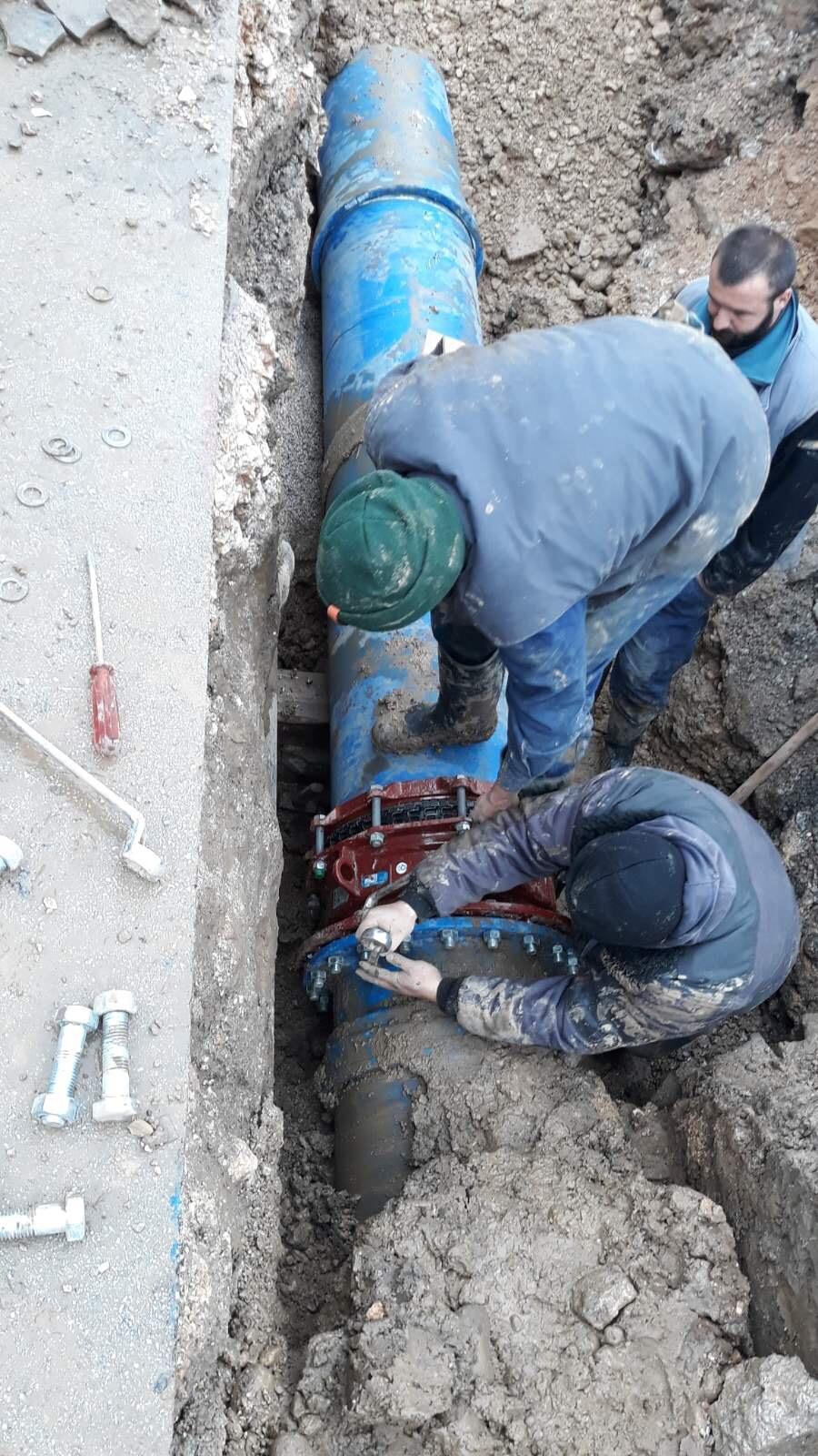 Služba za održavanje vodovodne mreže i objekata:  RADOVI NA VODOVODNOJ MREŽI