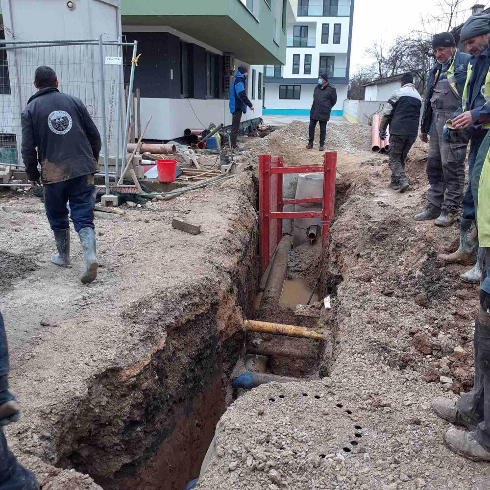 Služba za održavanje kanalizacione mreže i objekata: RADOVI NA KANALIZACIONOJ MREŽI