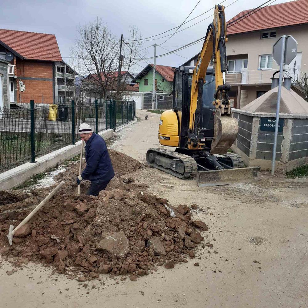 Služba za održavanje kanalizacione mreže i objekata: RADOVI NA KANALIZACIONOJ MREŽI