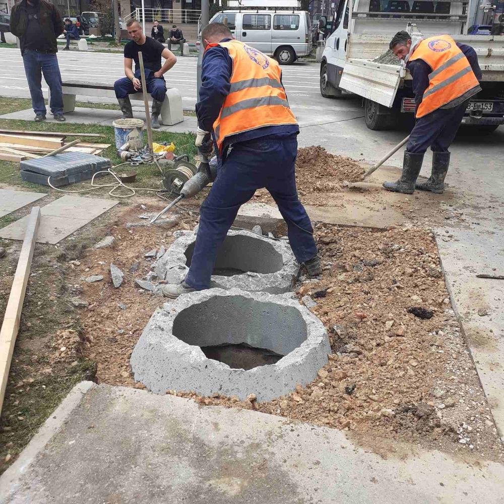 Služba za održavanje kanalizacione mreže i objekata: RADOVI NA KANALIZACIONOJ MREŽI
